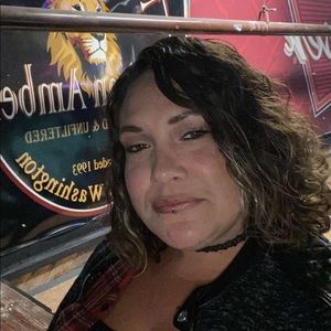 Meet your Posher, Roberta